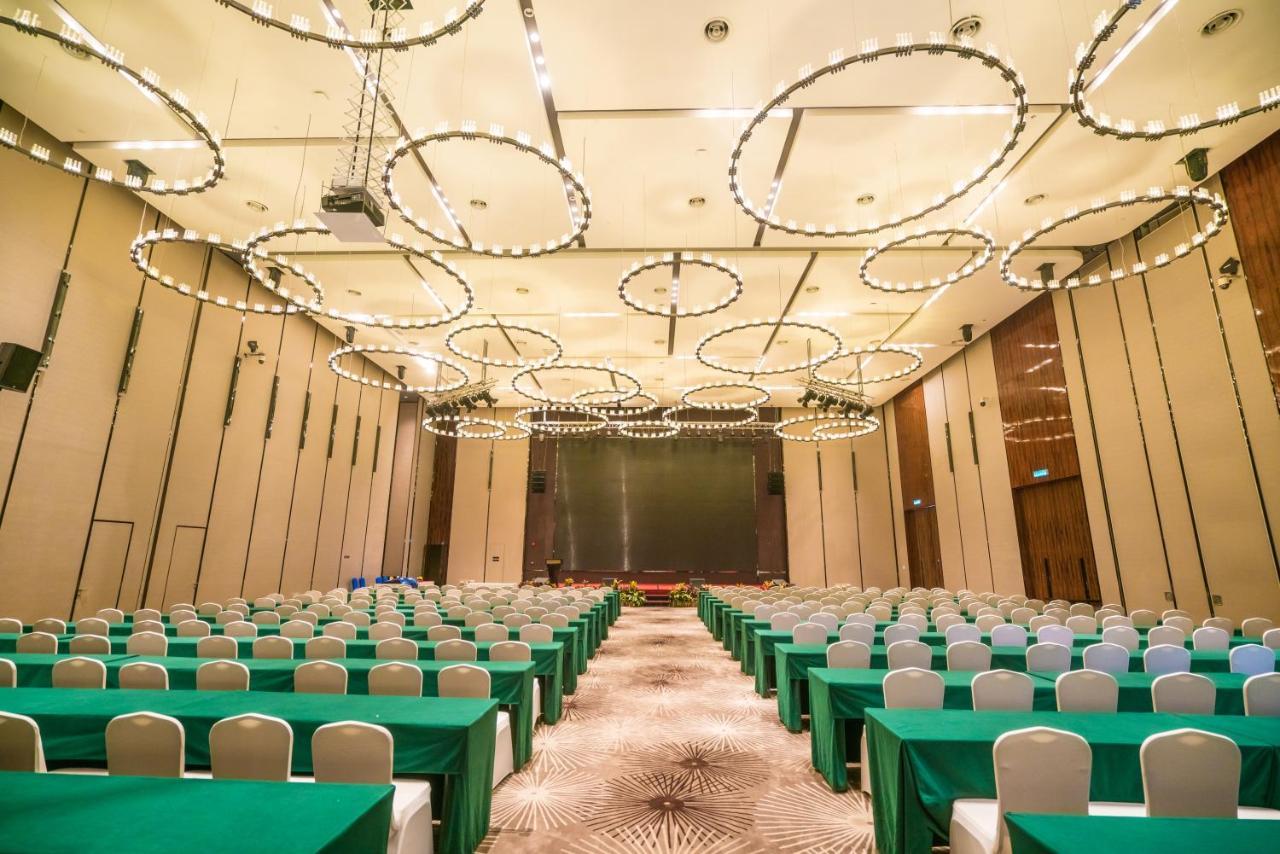 Forest City Marina Hotel Gelang Patah Exterior photo